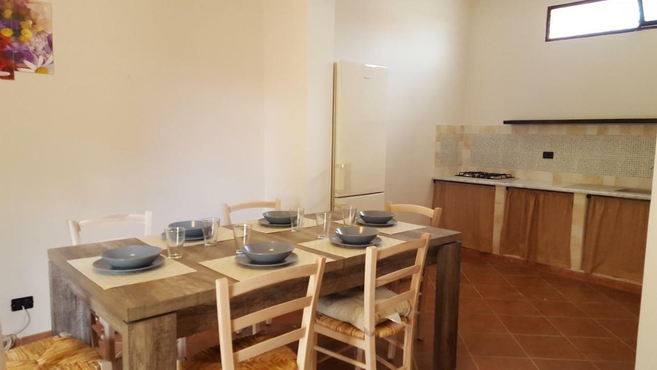 테라시니 Mediterranean 빌라 외부 사진