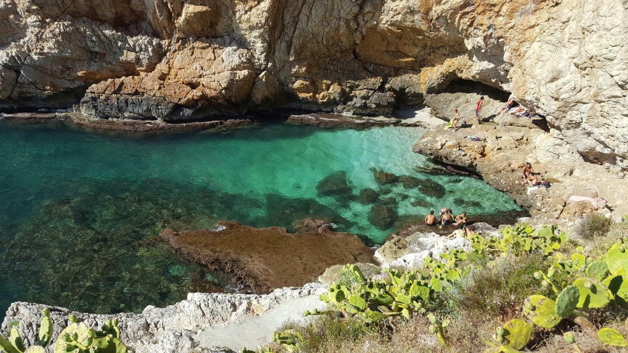 테라시니 Mediterranean 빌라 외부 사진